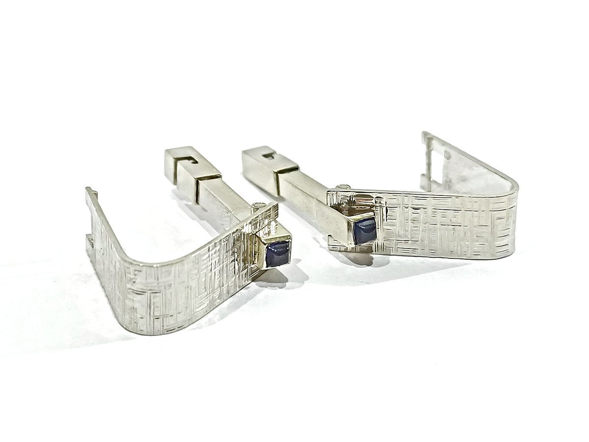 Paire De Boutons De Manchette En Or Blanc Et Saphirs - Castafiore