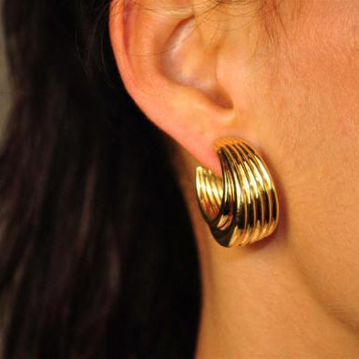 Paire de créoles or jaune maison Van Cleef And Arpels - Castafiore