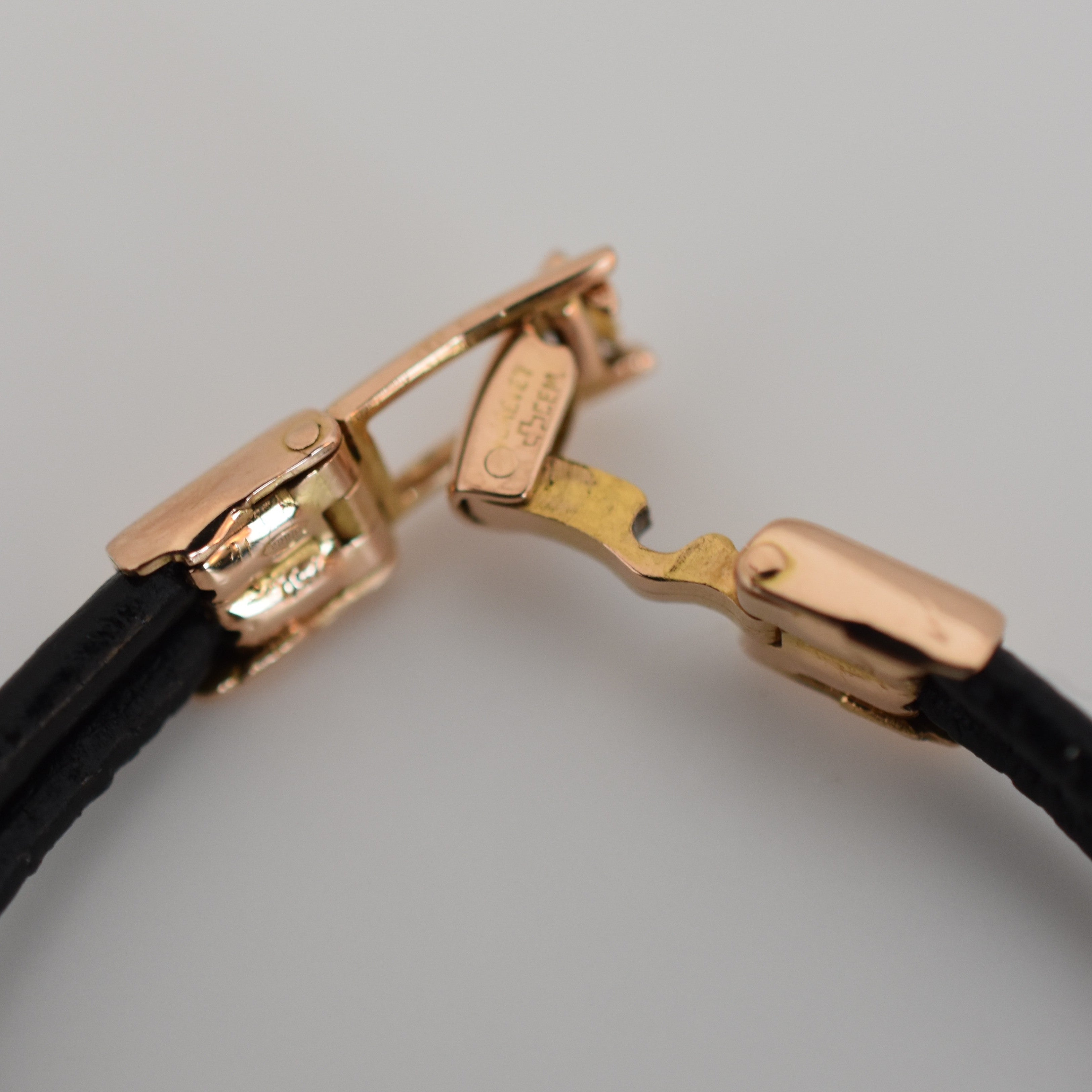 Patek Philippe montre de dame or rose 18 carats (750/000), circa 1942 - Castafiore