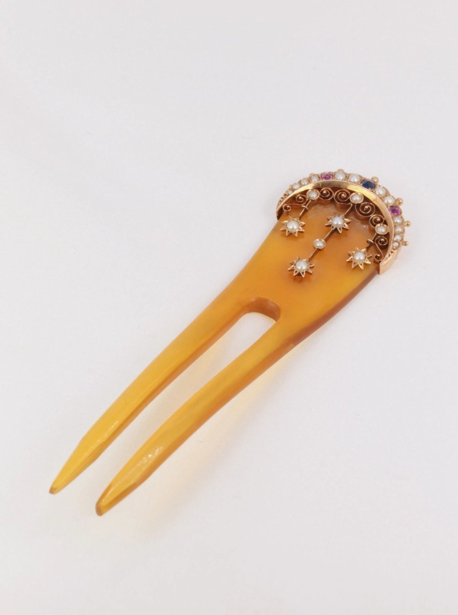 Peigne ancien en or, corne, perles fines, saphirs et rubis - Castafiore