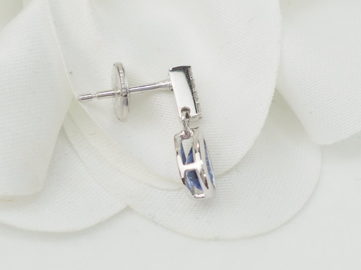 Pendants d'oreilles en or blanc, saphirs et diamants - Castafiore