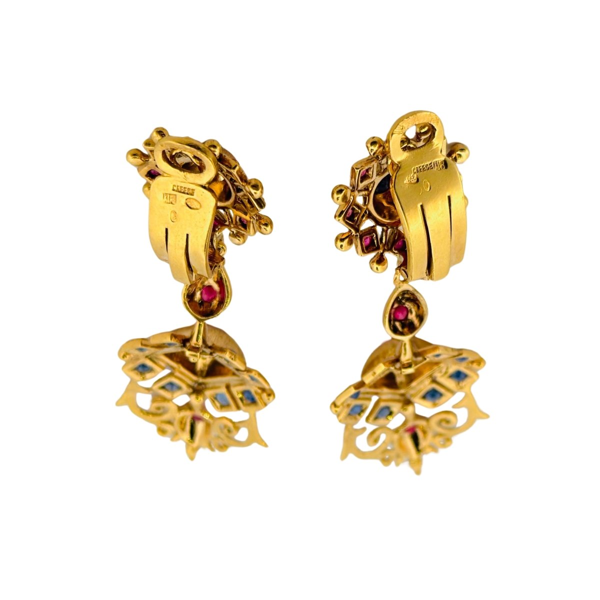 Pendants d'oreilles ZOLOTAS en or jaune, rubis et saphirs - Castafiore