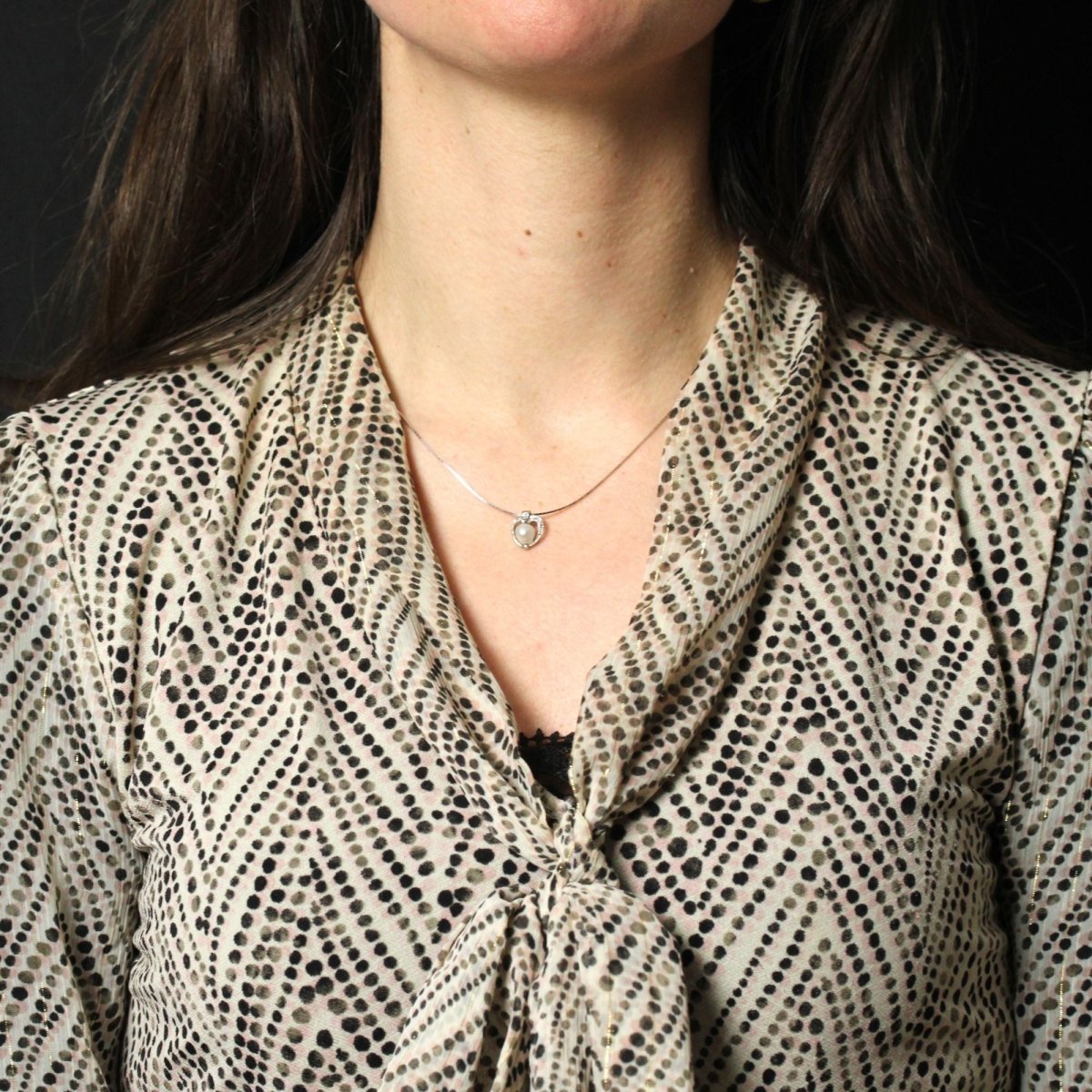 Pendentif ANCIEN Chaine maille géométrique en or blanc et platine - Castafiore