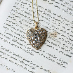 Pendentif ANCIEN Cœur en or rose et diamants - Castafiore