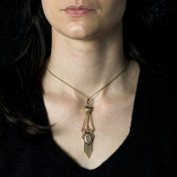 Pendentif ANCIEN Écusson en or rose et jaune - Castafiore