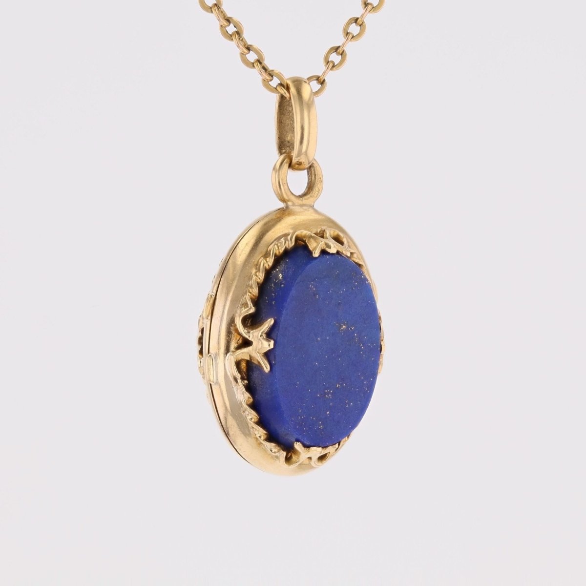 Antique lapis lazuli medallion