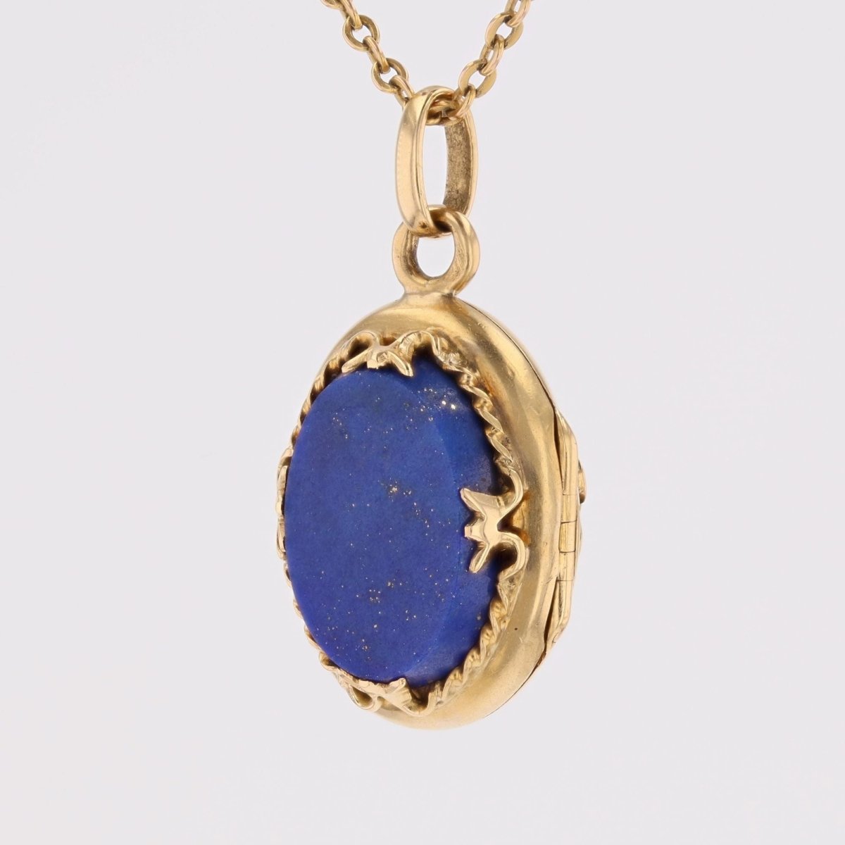 Antique lapis lazuli medallion