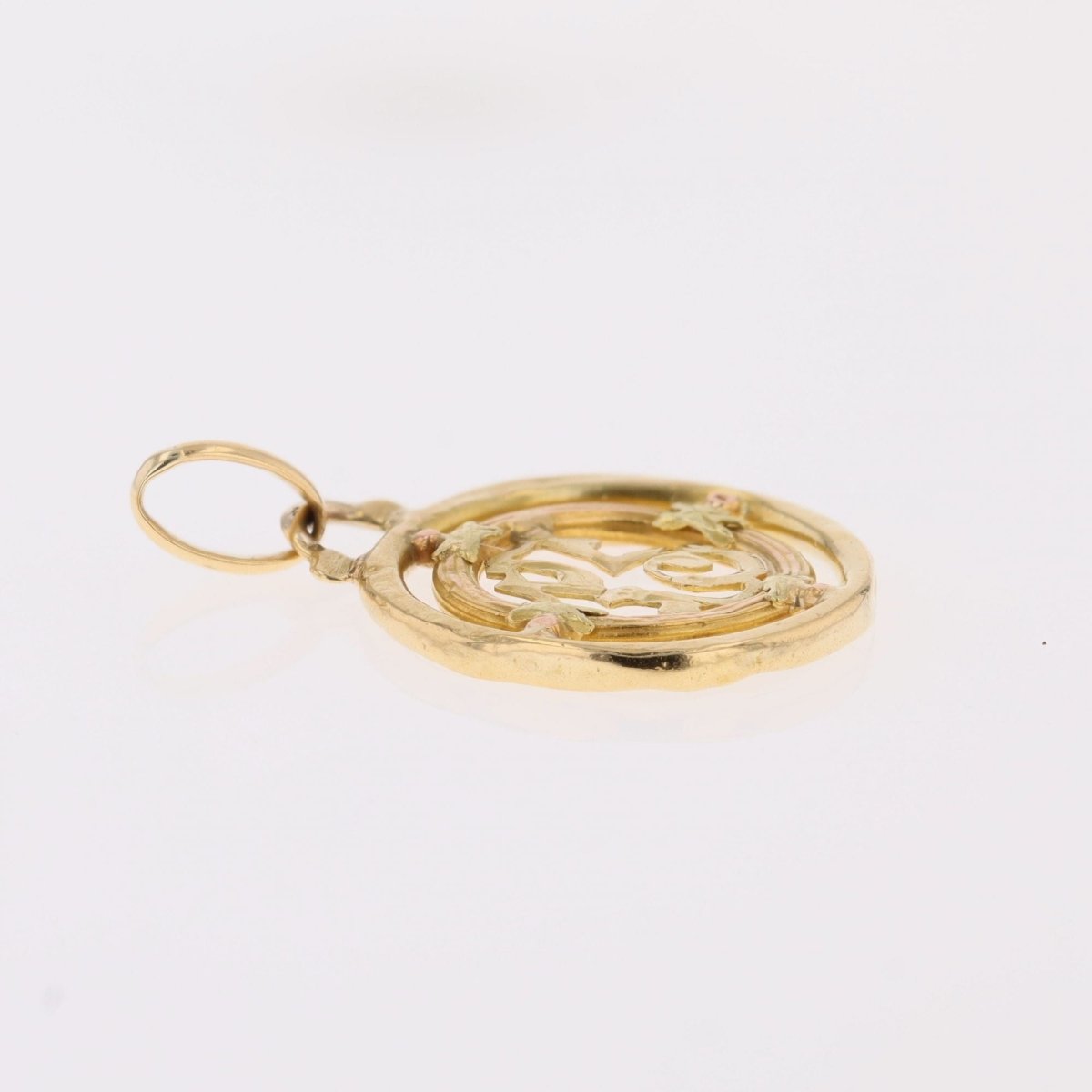 Antique gold pendant number 13
