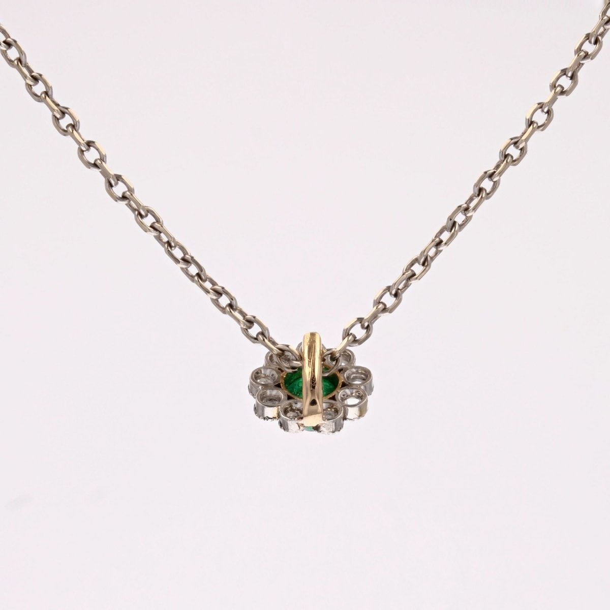 Pendentif ANCIEN Fleur en or jaune et platine émeraude cabochon et diamants - Castafiore