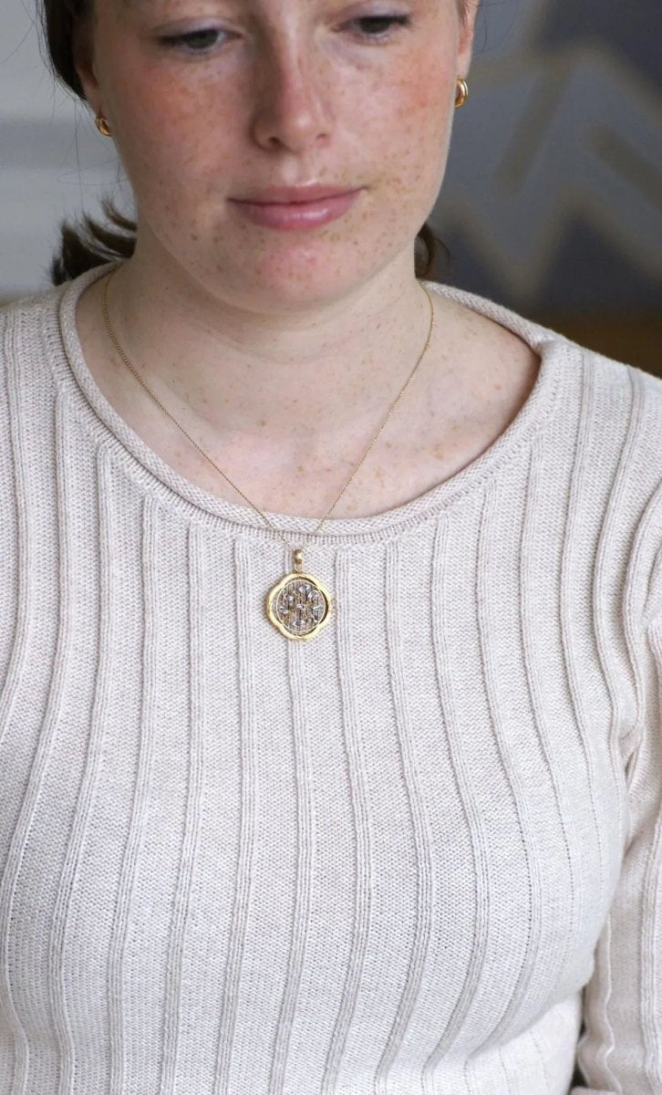 Pendentif Art Nouveau Gui Or jaune Perles et Diamants - Castafiore