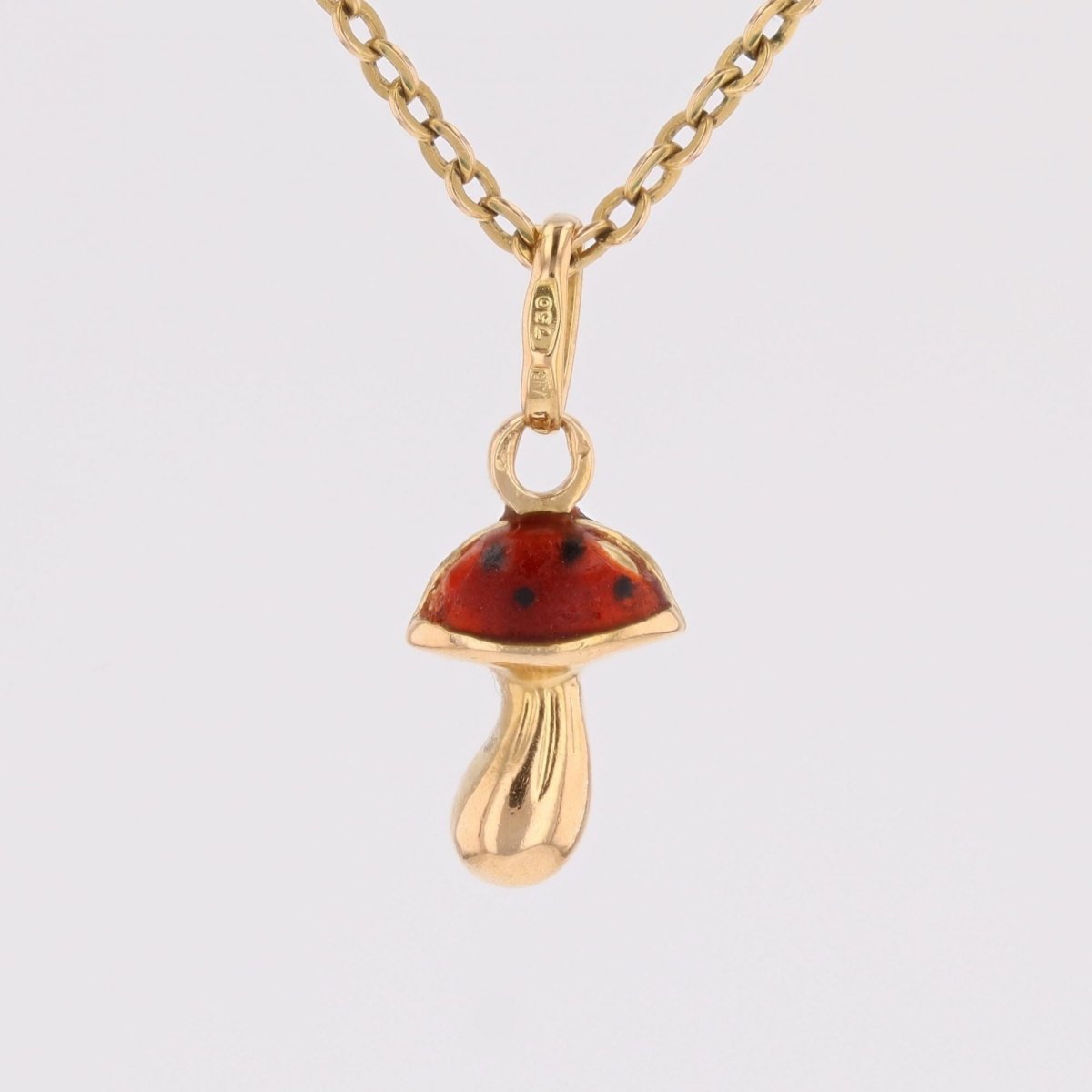 Pendant charm yellow gold enameled mushroom
