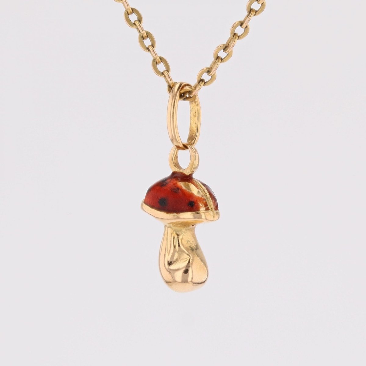 Pendant charm yellow gold enameled mushroom