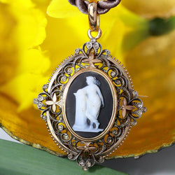 Antique cameo and brooch pendant diamonds cut in pink
