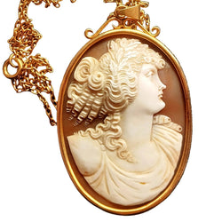 Pendentif Camée en or jaune - Castafiore