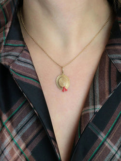Pendentif charms vintage chapeau or jaune email rouge - Castafiore
