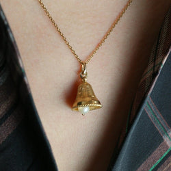 Pendentif charms vintage cloche or jaune perle - Castafiore