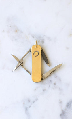 Pendentif Couteau Suisse Fer à Cheval Diamant sur Or Jaune JA Henckels - Castafiore