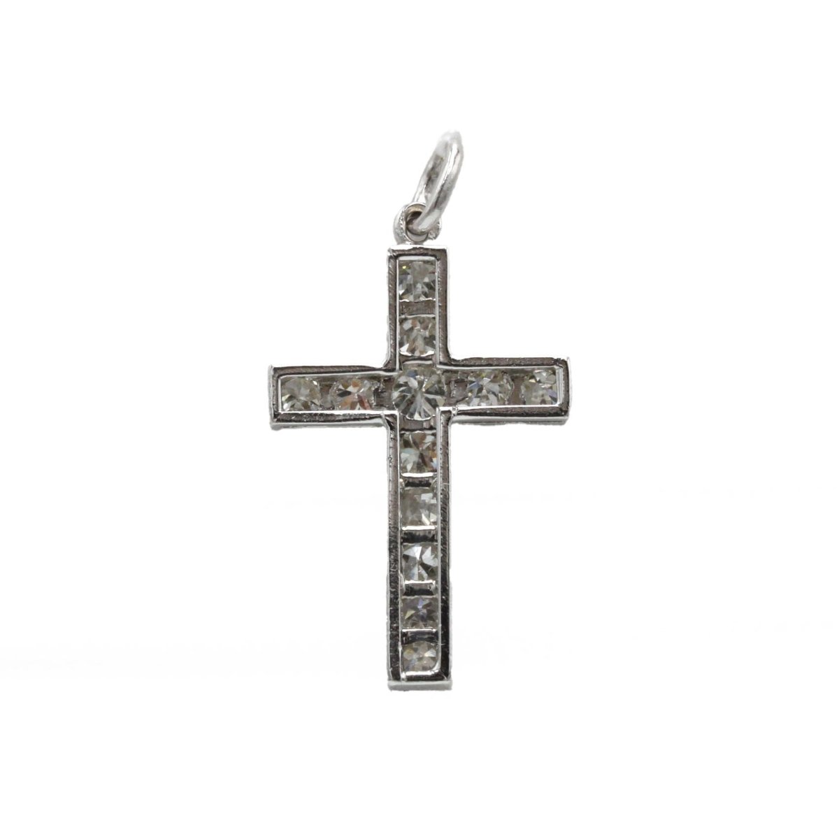 Pendentif Croix en or blanc et diamants - Castafiore