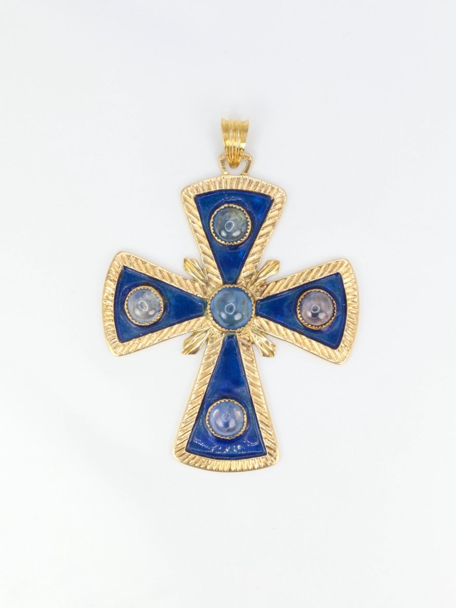 Pendentif croix pectorale or jaune émail cabochons de saphirs - Castafiore