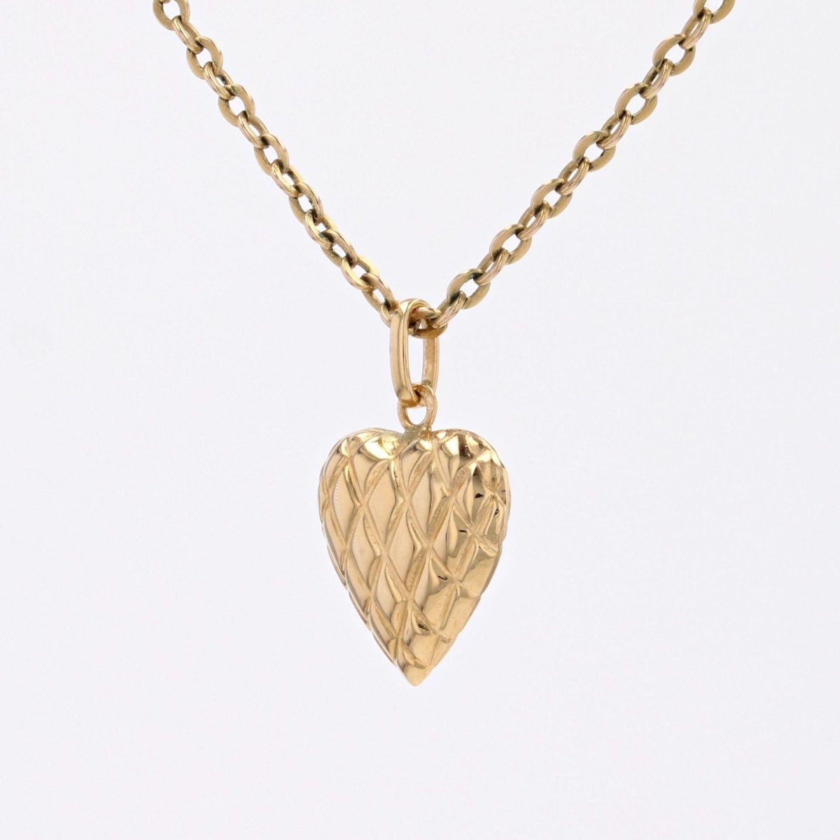 Pendentif cur or jaune ciselé - Castafiore