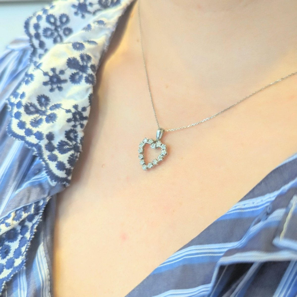 Pendentif en or blanc et diamants - Castafiore