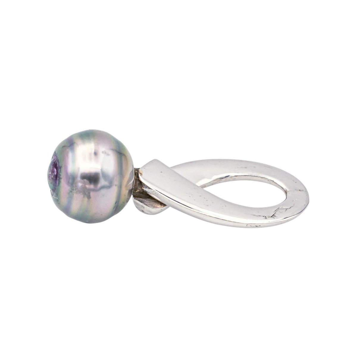 White gold pendant Pearl