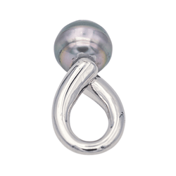 White gold pendant Pearl