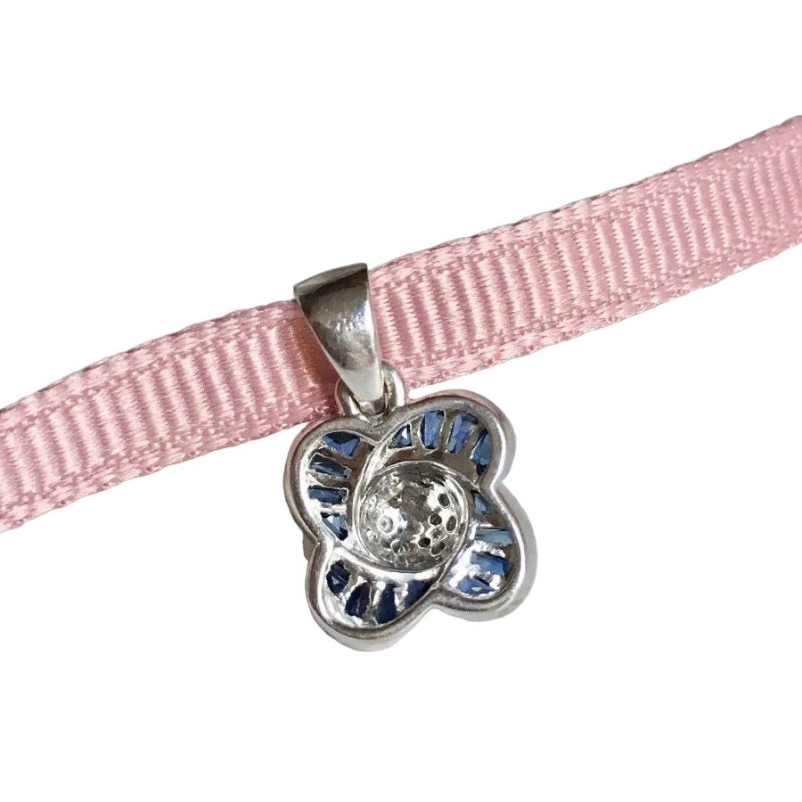 Pendentif en or blanc, saphirs et diamants - Castafiore