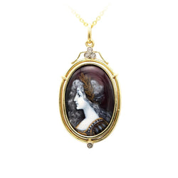 Pendentif en or jaune, émail et diamants - Castafiore