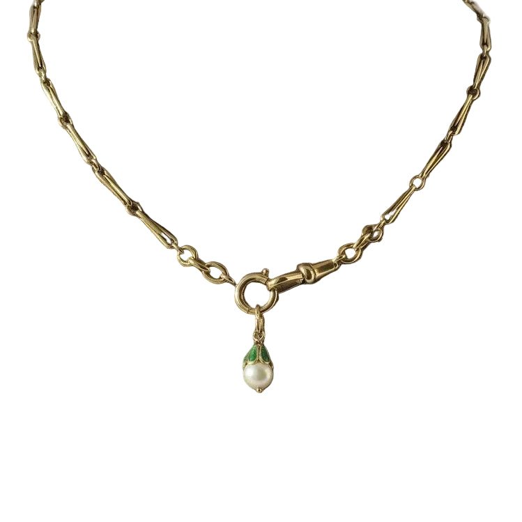 Pendentif en or jaune, émail et perle