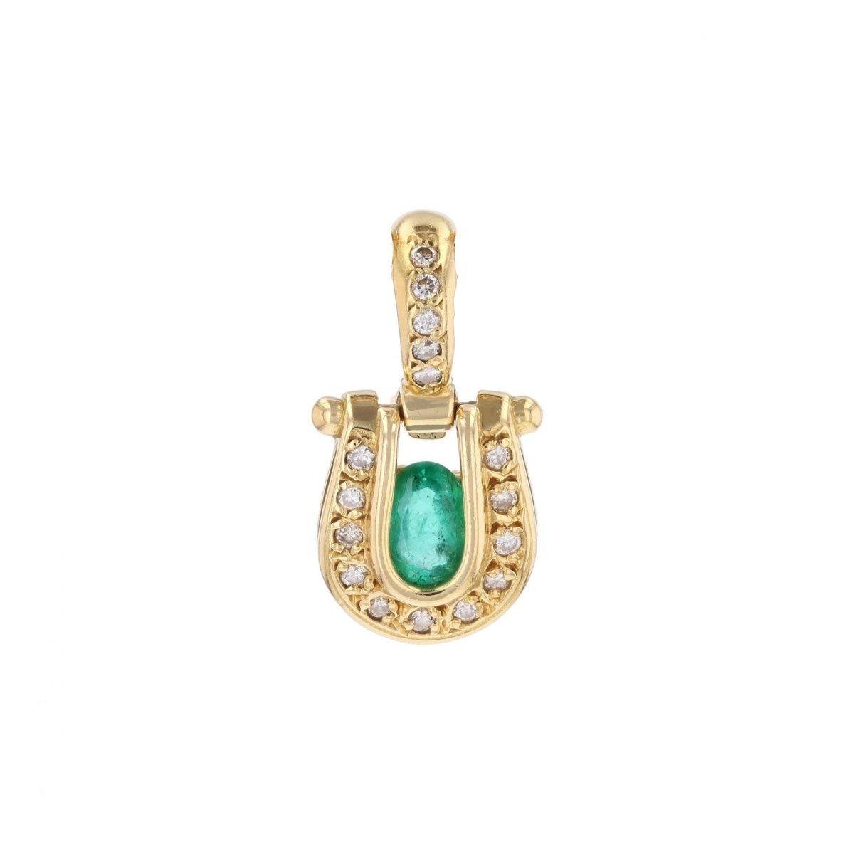 Emerald pendant diamonds