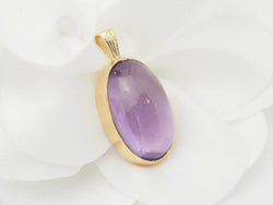 Pendentif en or jaune et Améthyste en cabochon - Castafiore