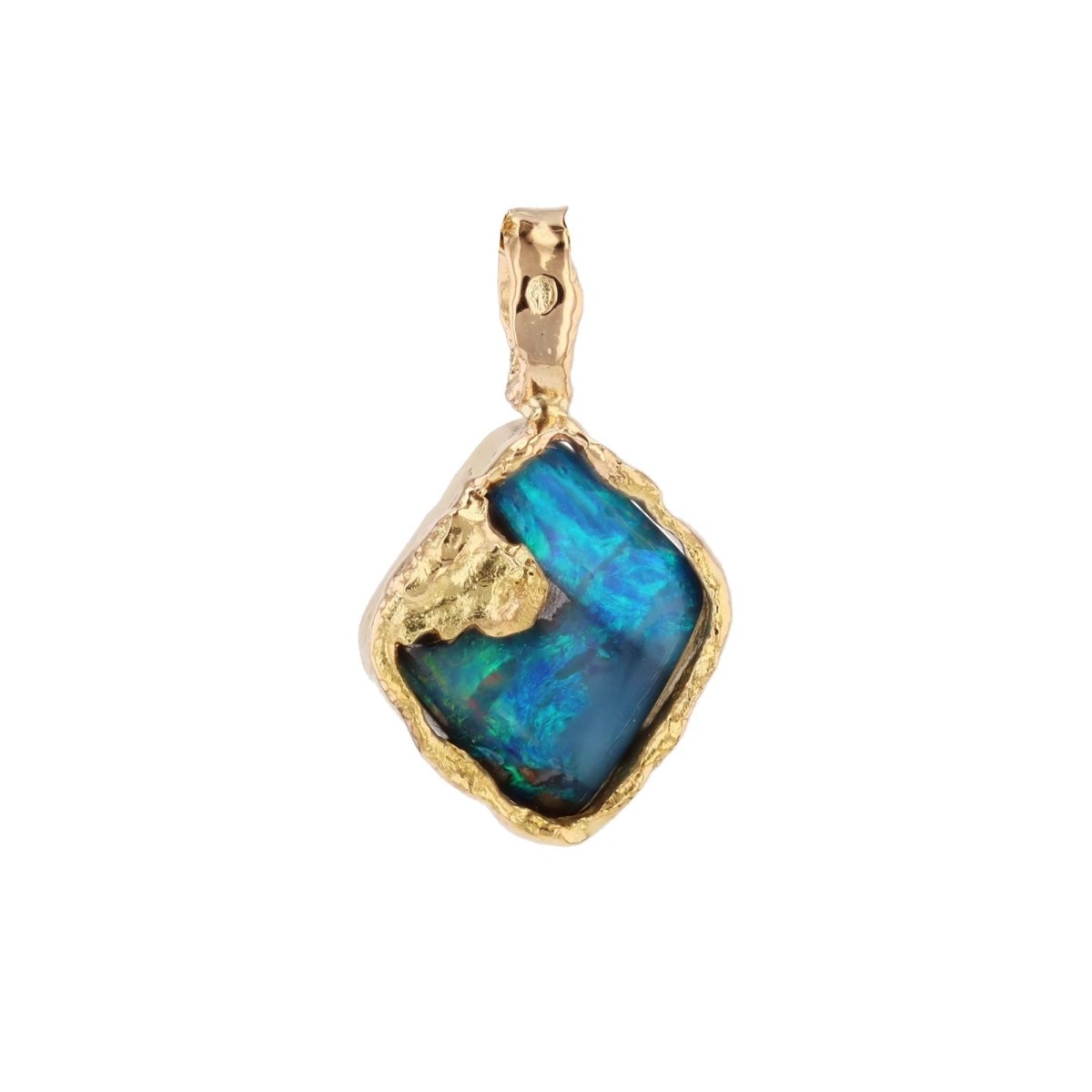 Pendant yellow gold opal boulder