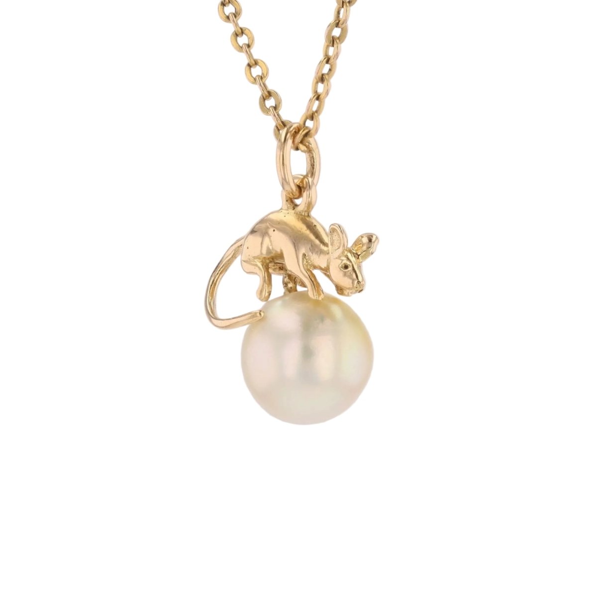 Gold mouse pendant on cultured pearl