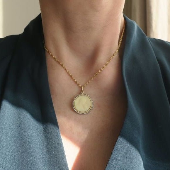 Pendentif en or jaune et perles - Castafiore