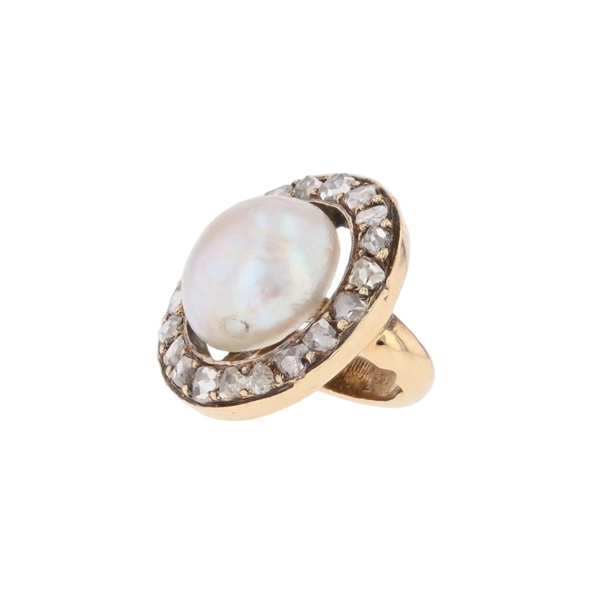 Antique round fine pearl pendant diamonds