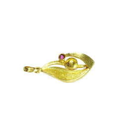 Pendentif en or jaune, perle, et grenat - Castafiore