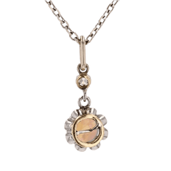 Pendentif en or jaune, platine, opale et diamant - Castafiore