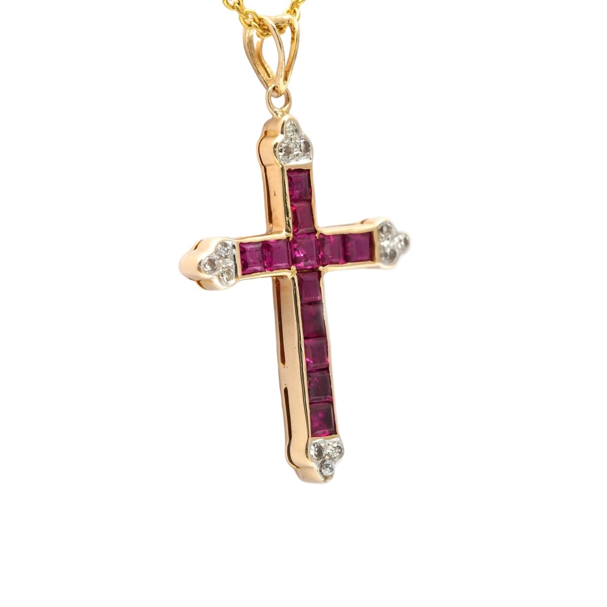 Pendentif en or jaune, rubis et diamants - Castafiore