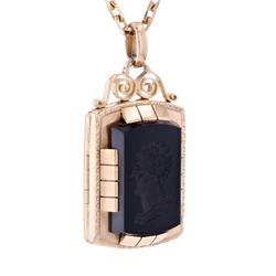 Pendentif en or rose et sardoine - Castafiore