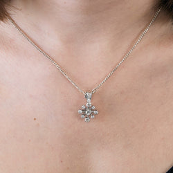 Pendentif Flocon de neige en or blanc et diamants - Castafiore