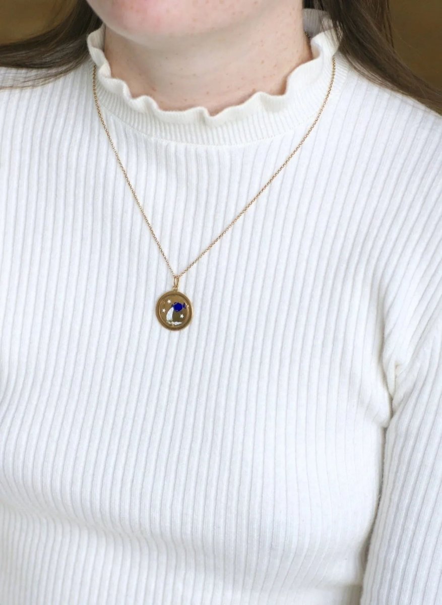 Pendentif médaille astrologique Verseau, or et émail - Castafiore