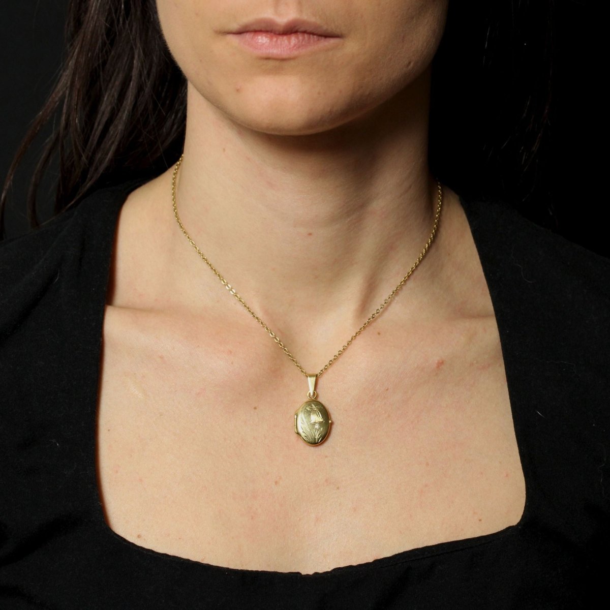 Pendentif ovale en or jaune - Castafiore