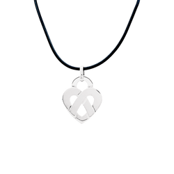 Poiray pendant, "Coeur Entrelacé", white gold.