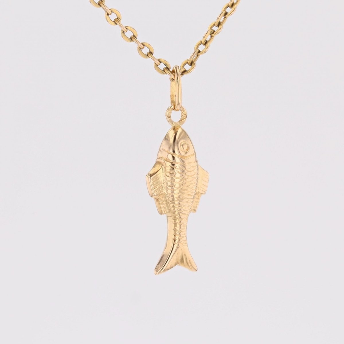Pendant yellow gold fish