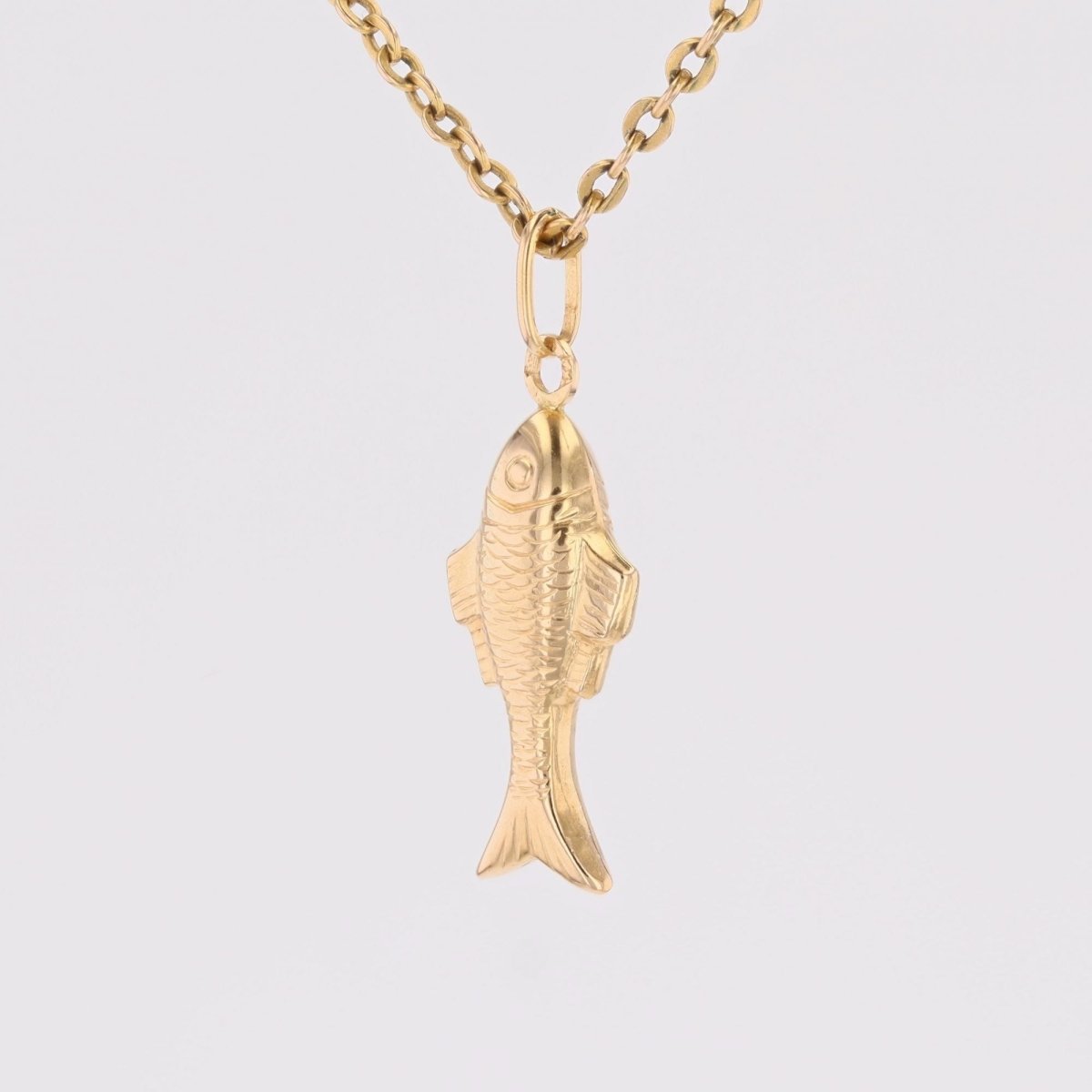 Pendant yellow gold fish