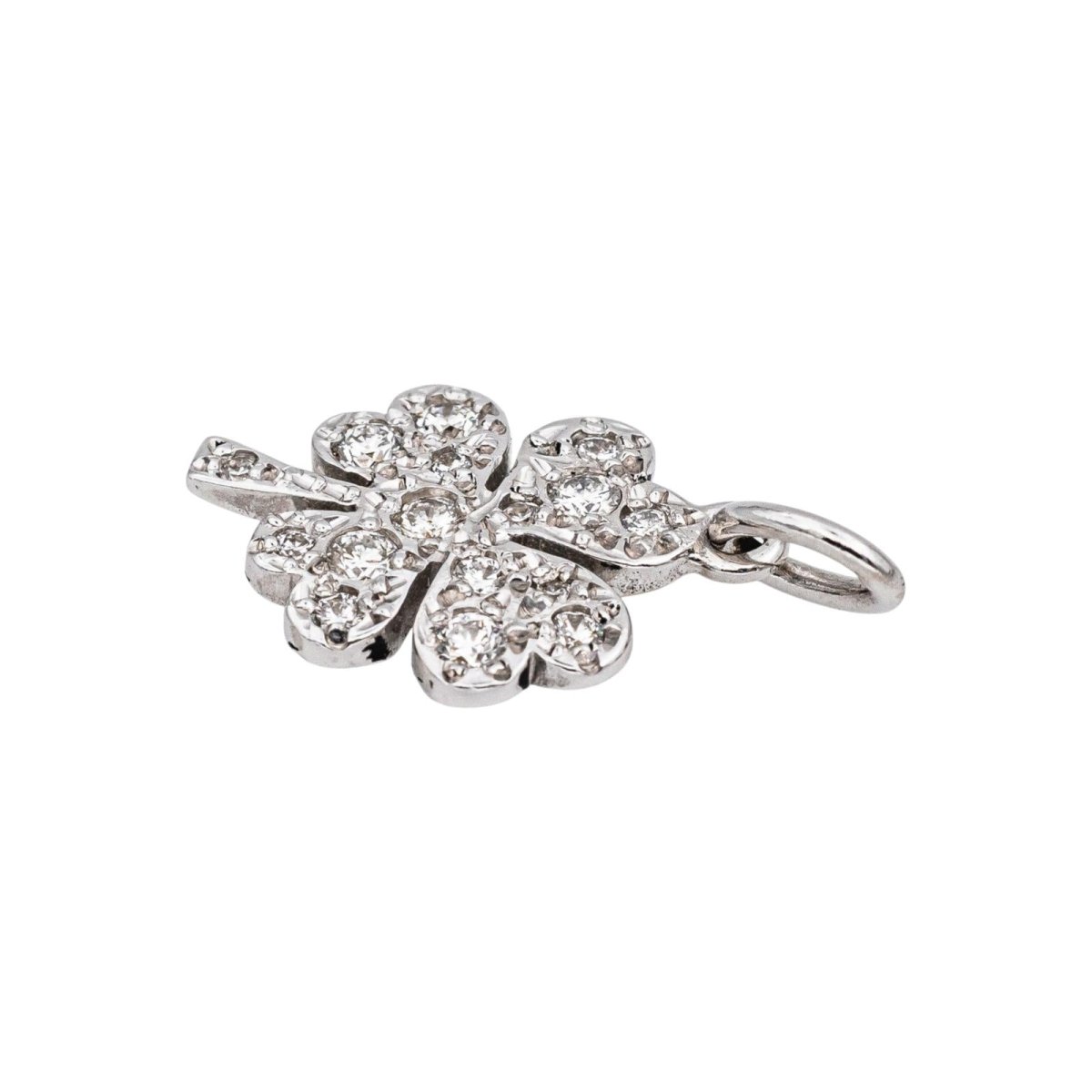 Pendentif POMELLATO "Trèfle" en or blanc et diamants - Castafiore
