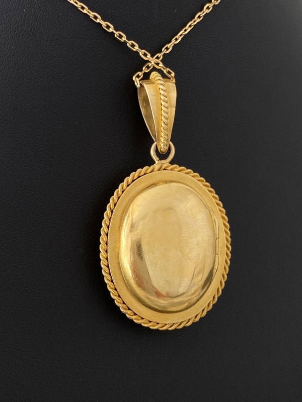 Pendentif porte - photo en or jaune 18k sertie d'un camée en Agate - Castafiore