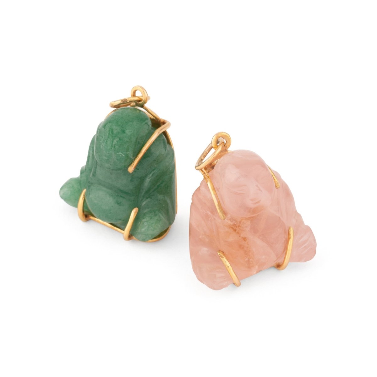 Pendentif représentant un Bouddha sculpté en l'aventurine - Castafiore