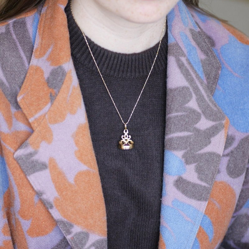 Pendentif Sceau Améthyste Intaille Armoirie Ecclésiastique sur Or Jaune - Castafiore